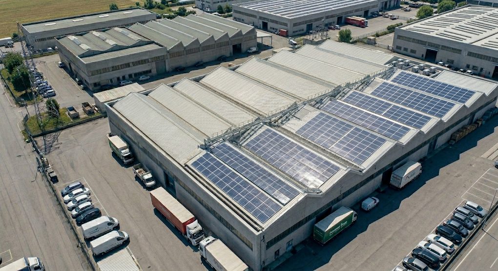 Impianto FV 114 kWp — Varese Intrattenimento